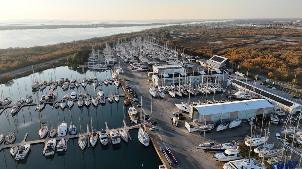 Flygfoto över Port Napoléon